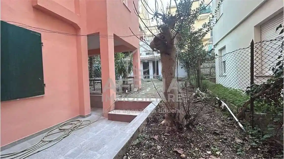 Appartamento in vendita a Jesi