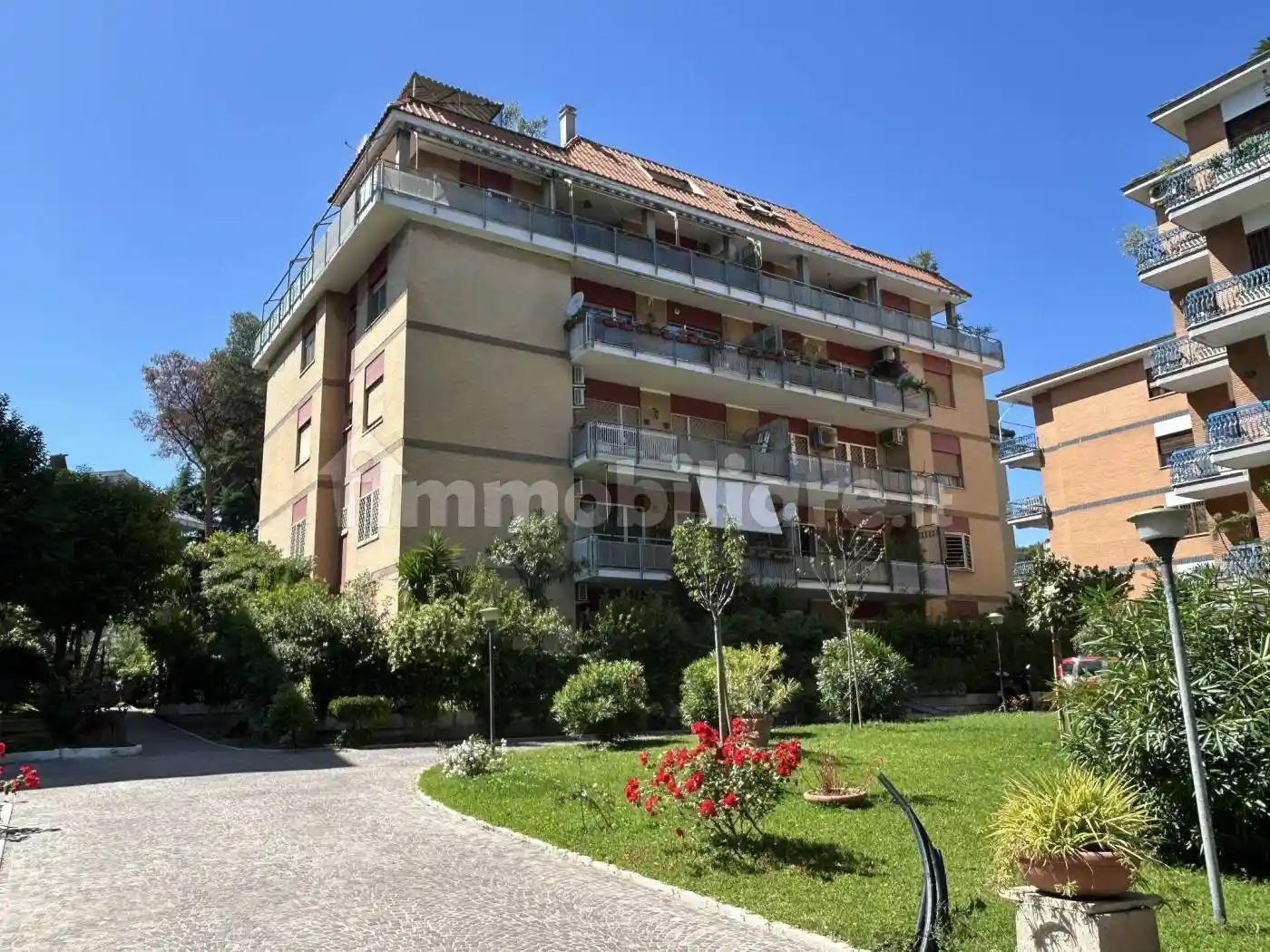 Appartamento in vendita a Roma