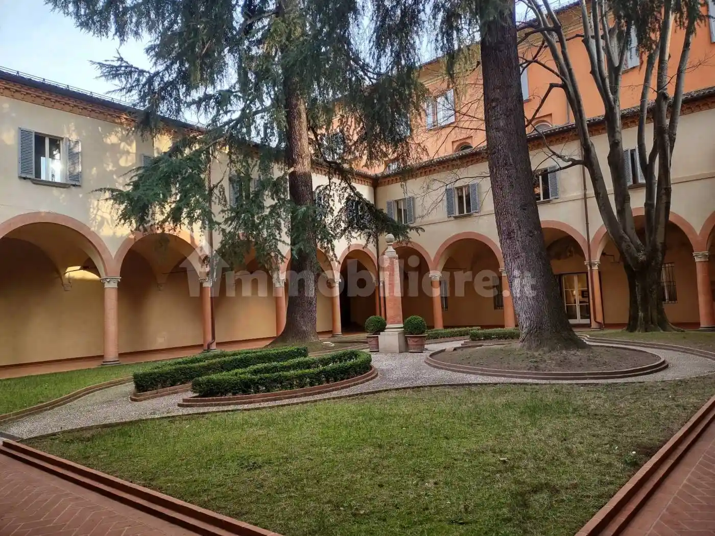 Appartamento in affitto a Bologna