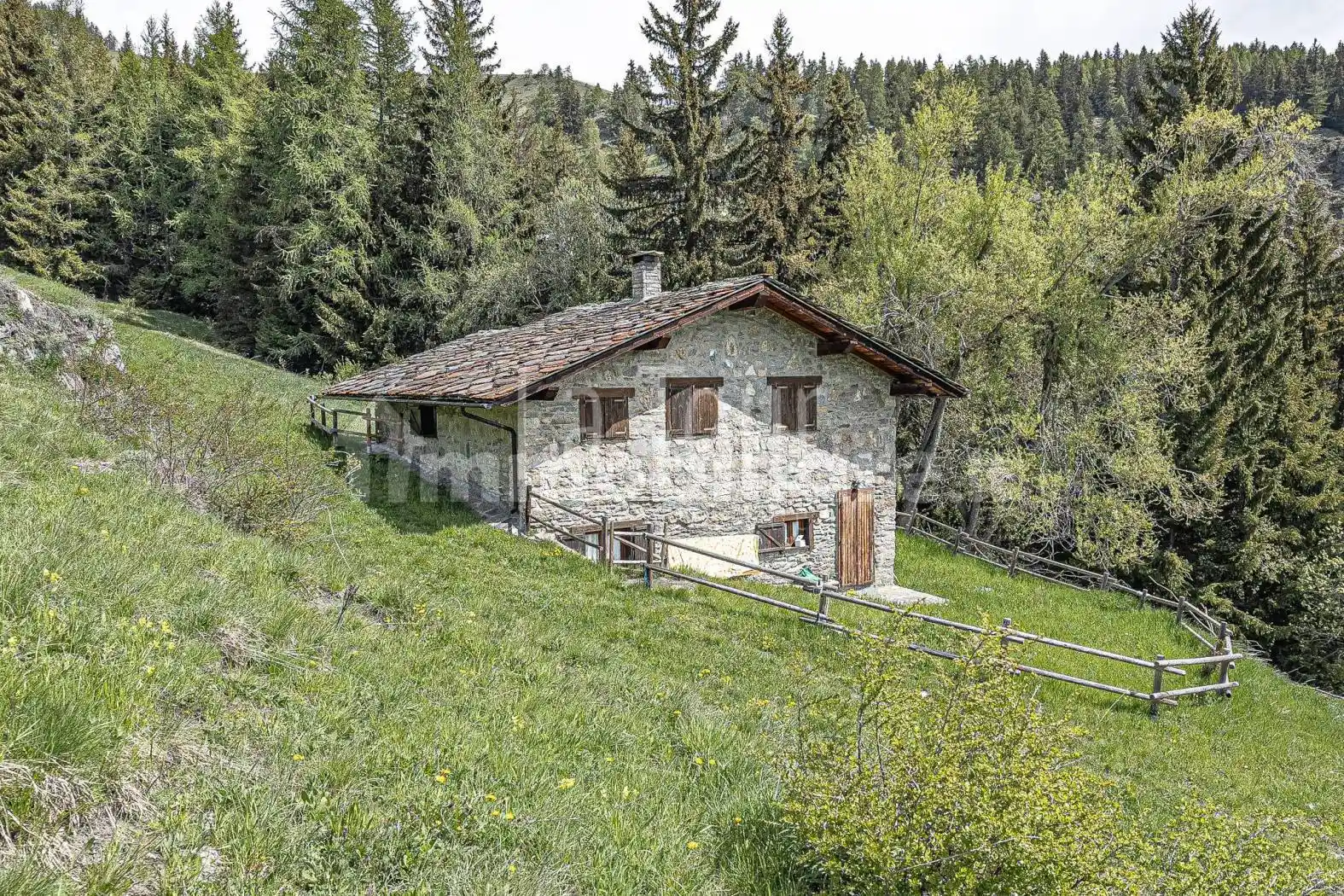 Rustico - Casale in vendita a Doues