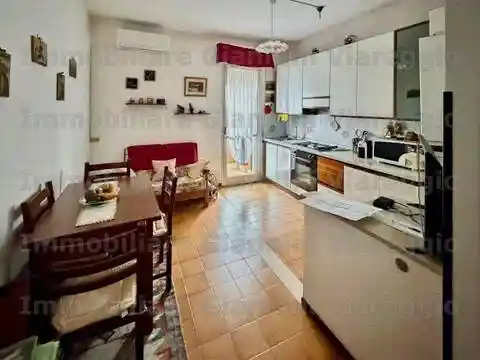 Appartamento in vendita a Viareggio