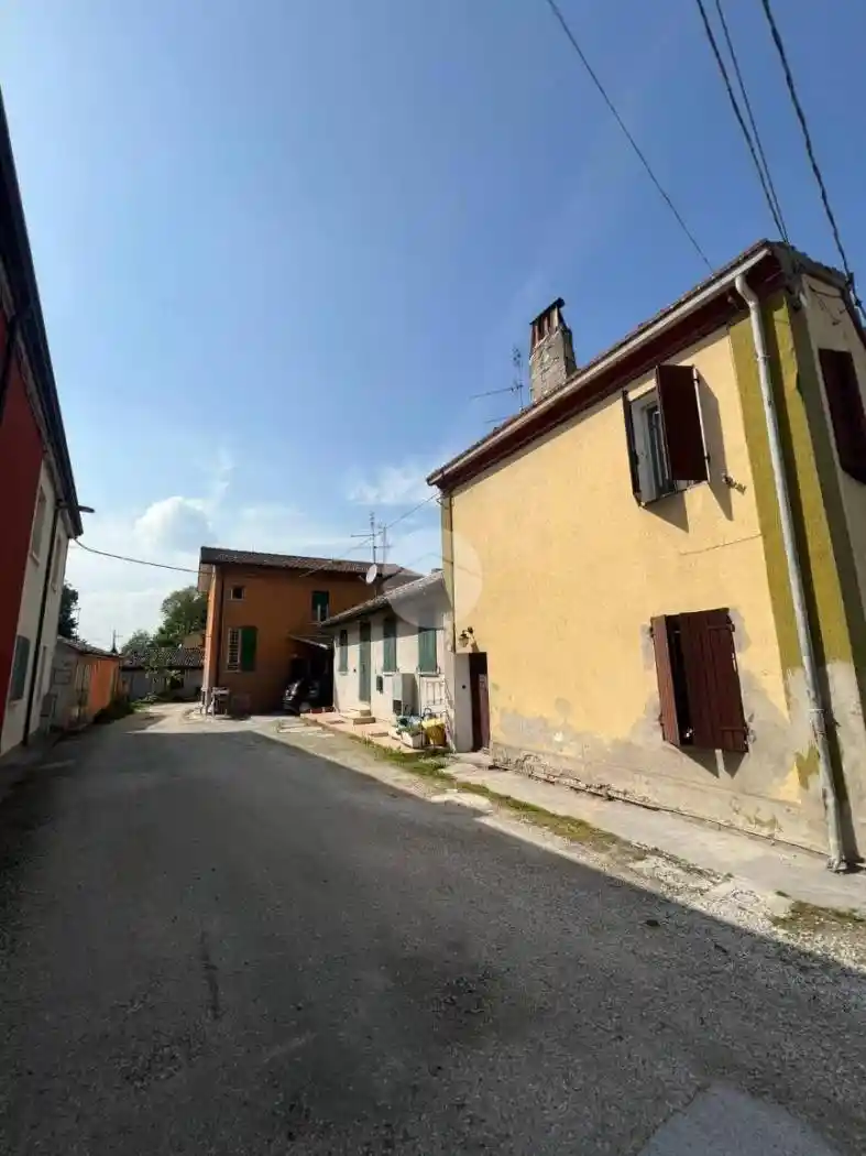 Rustico - Casale in vendita a Ravenna