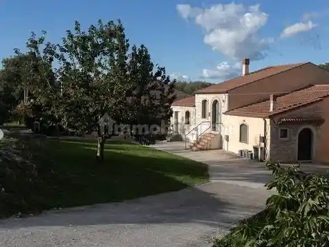 Rustico - Casale in vendita a Baranello
