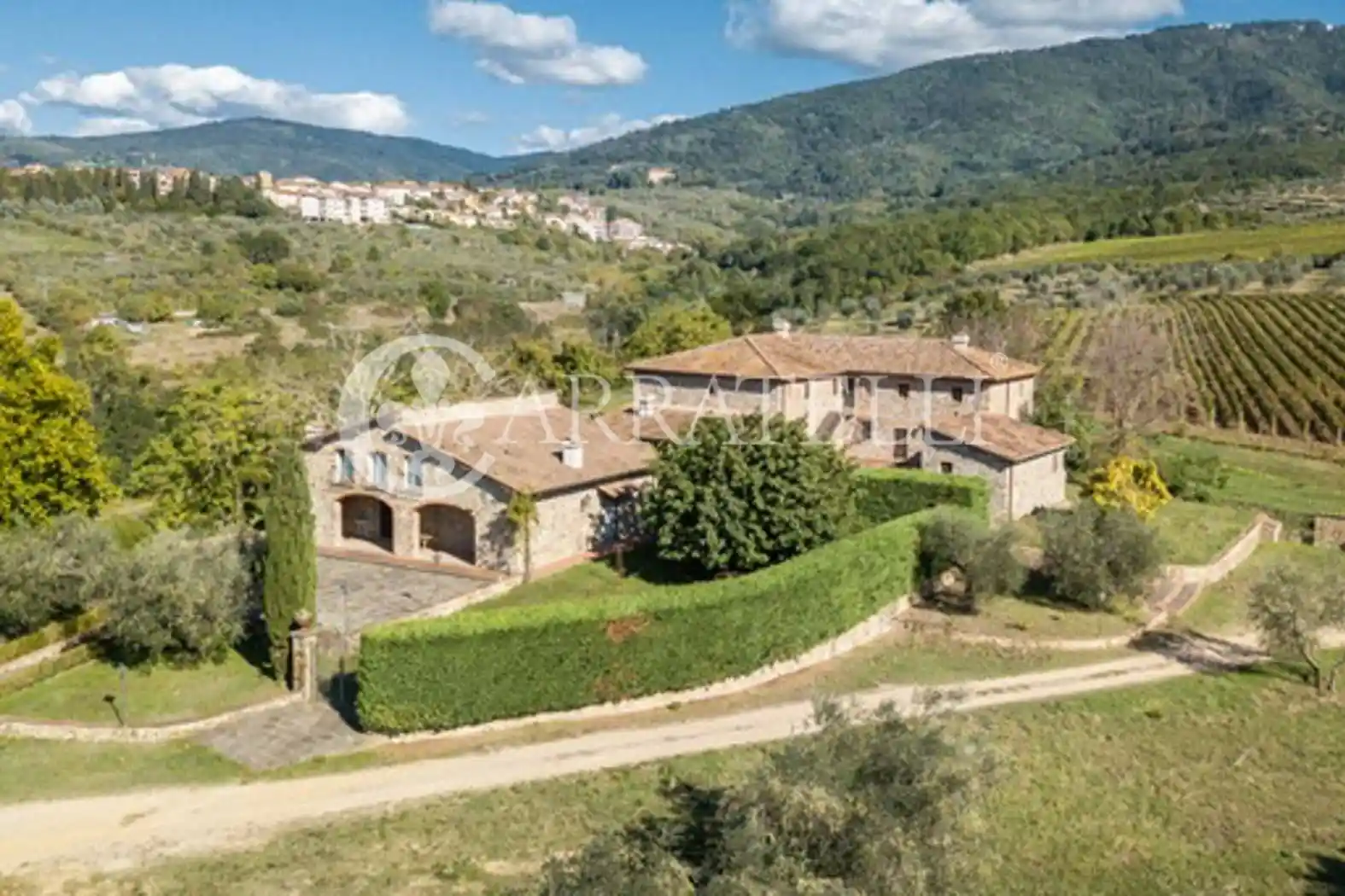 Rustico - Casale in vendita a Reggello