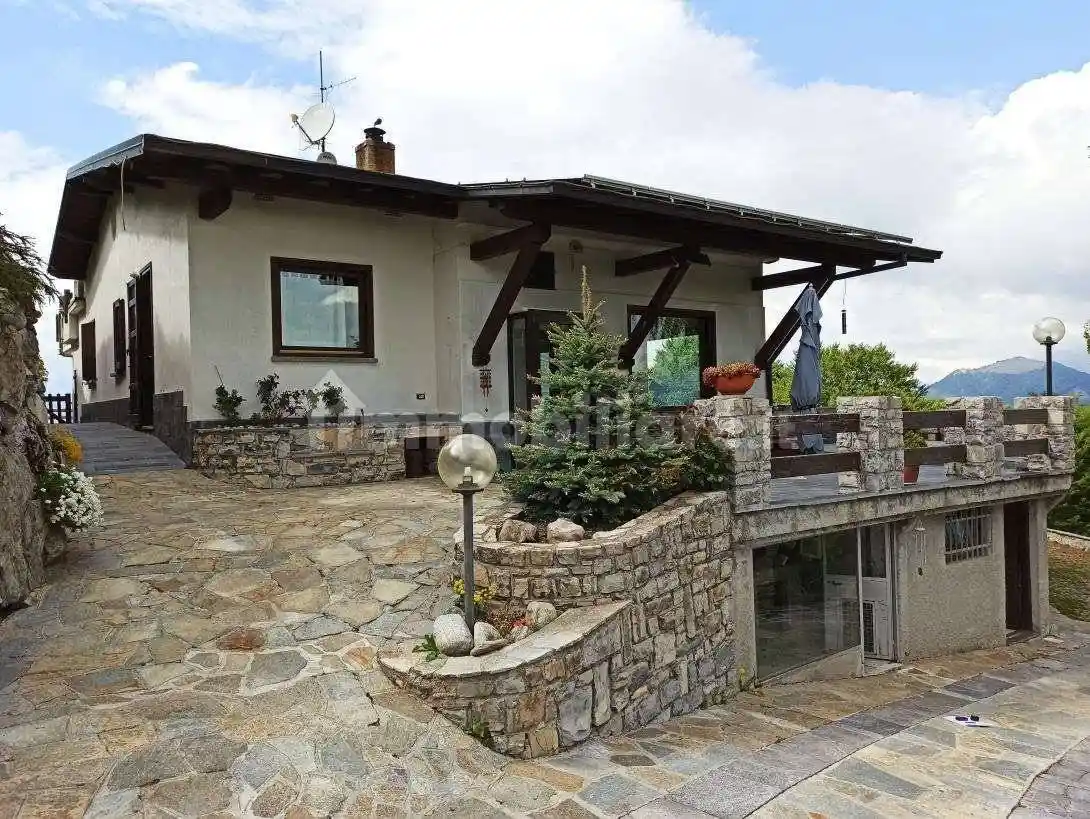 Appartamento in vendita a Alta Valle Intelvi