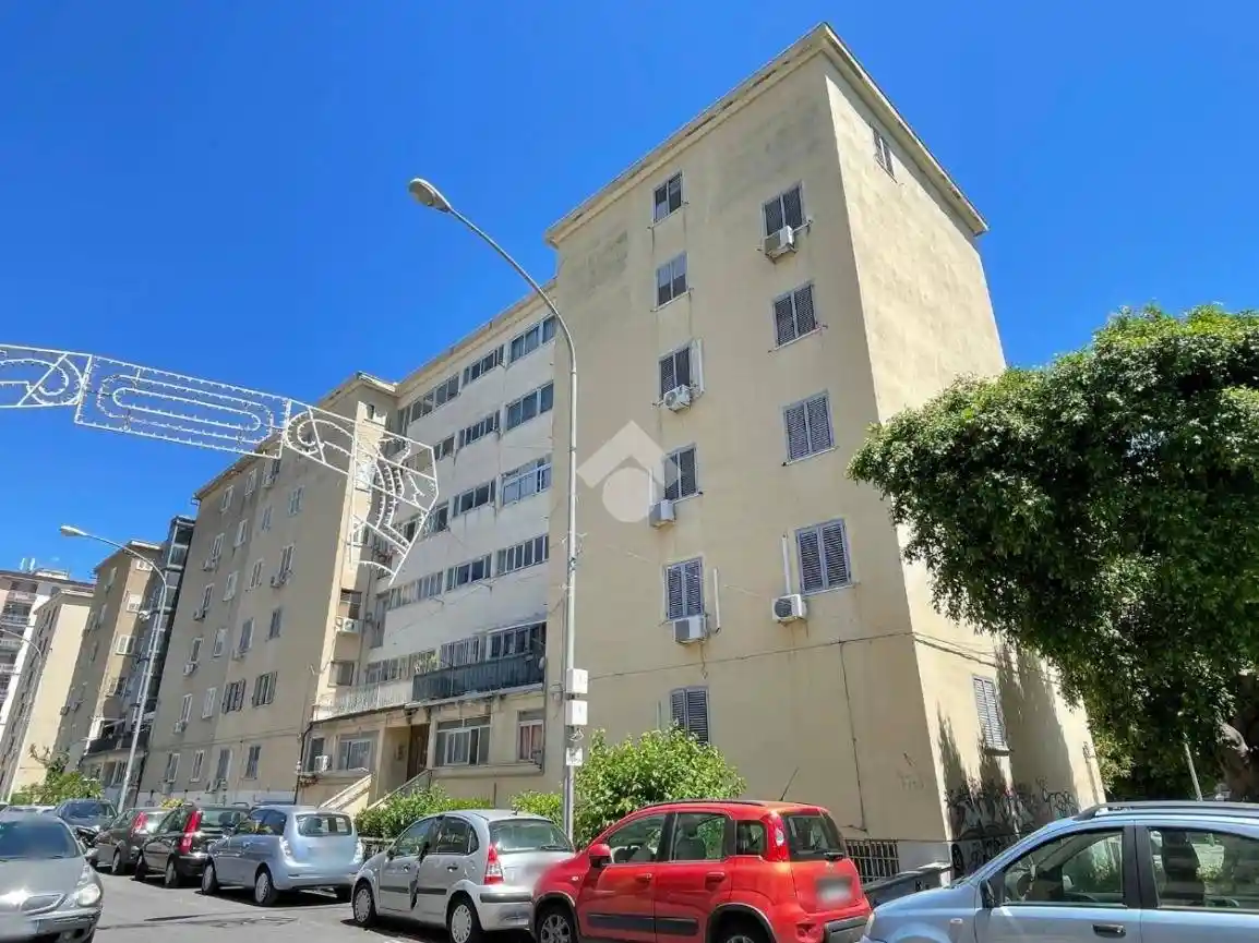 Appartamento in vendita a Palermo