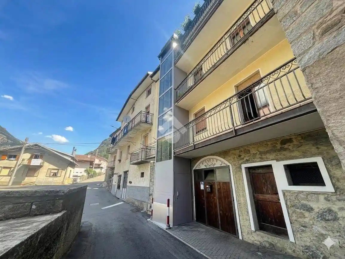 Appartamento in vendita a Sondalo