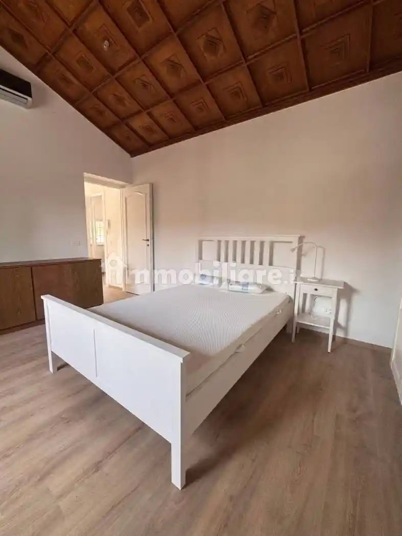 Casa indipendente in affitto a Roma