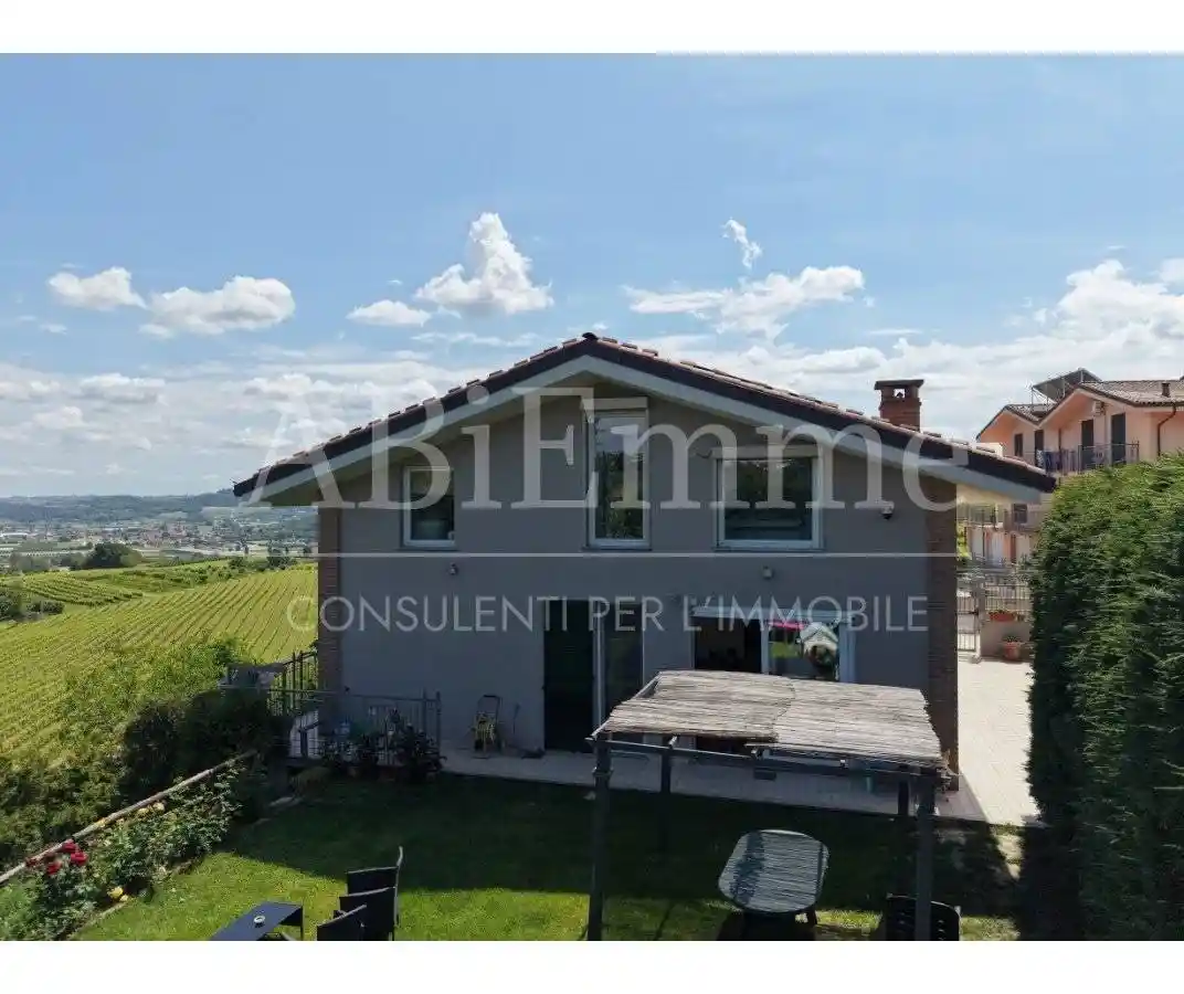 Villa in vendita a Govone
