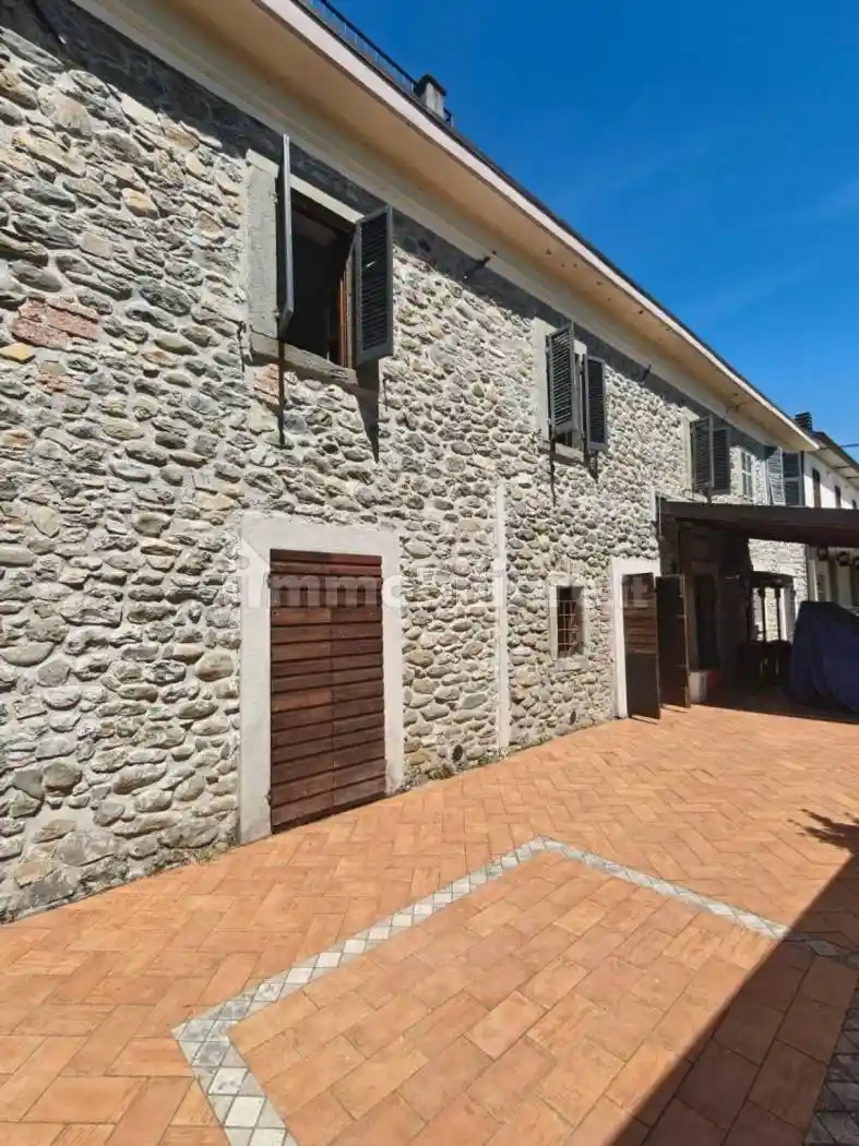 Villa in vendita a Fivizzano