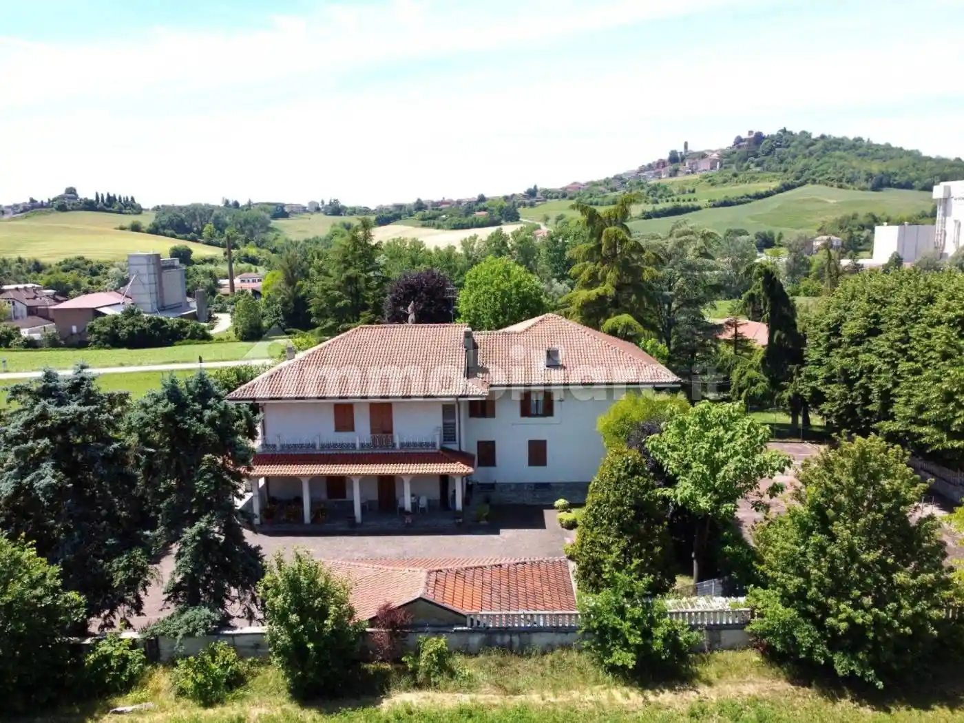 Villa in vendita a Montiglio Monferrato