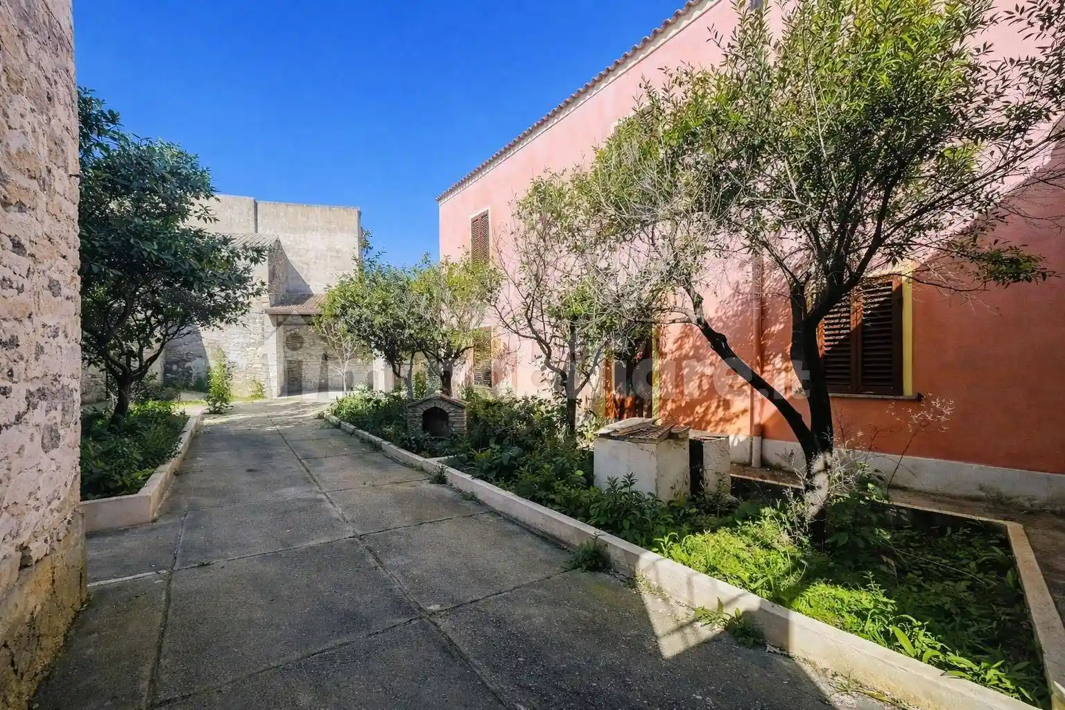 Casa indipendente in vendita a Villanovafranca