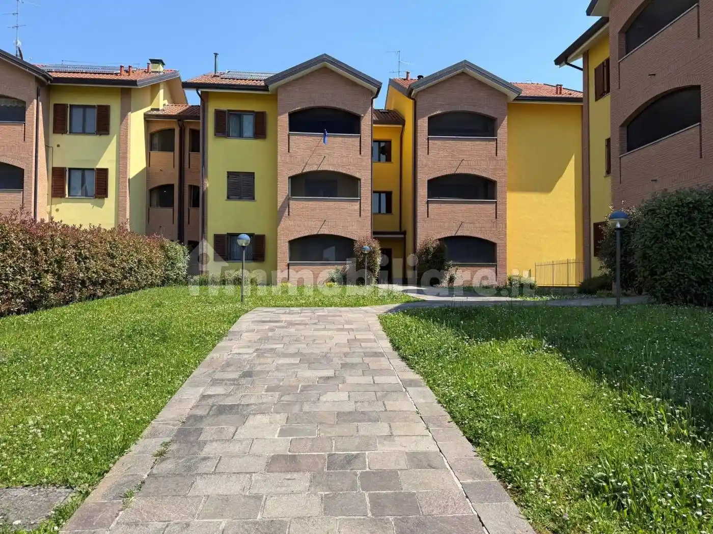 Appartamento in vendita a Bernareggio