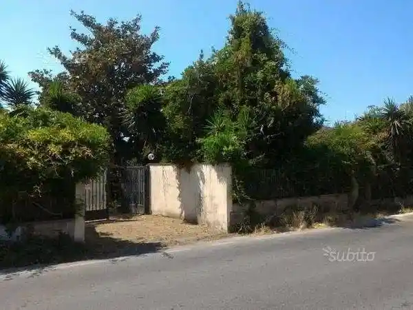 Casa indipendente in affitto a Ardea