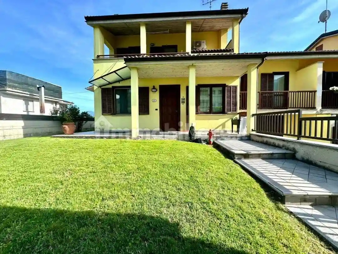 Villetta a schiera - foto 2