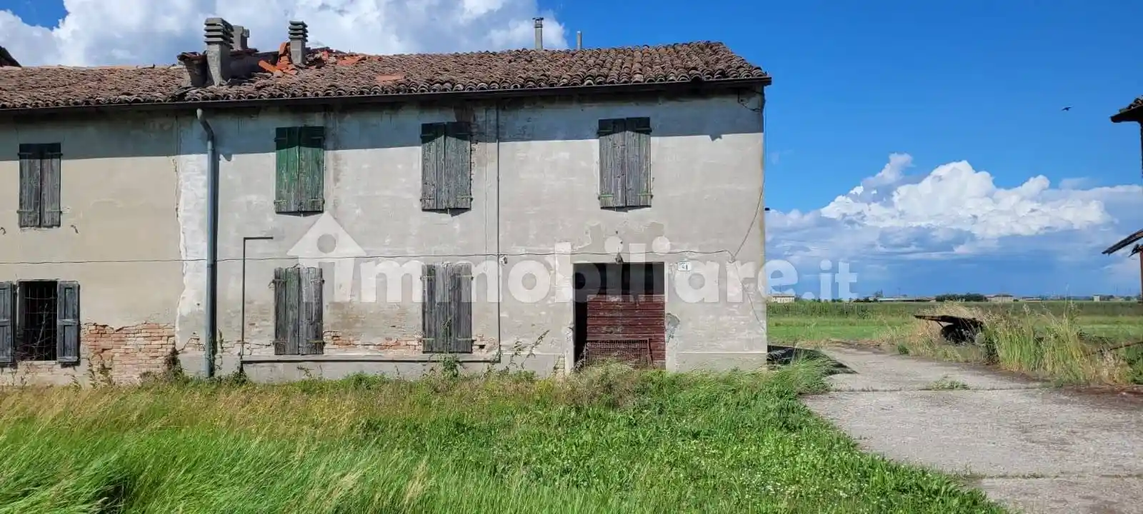 Rustico - Casale in vendita a Soragna