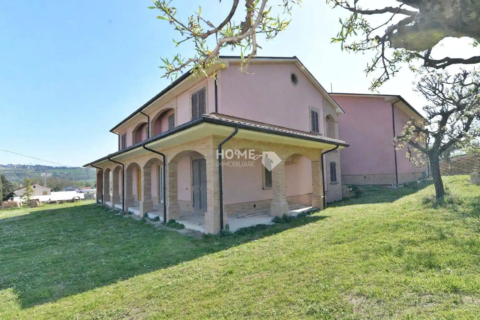 Villa in vendita a Treia