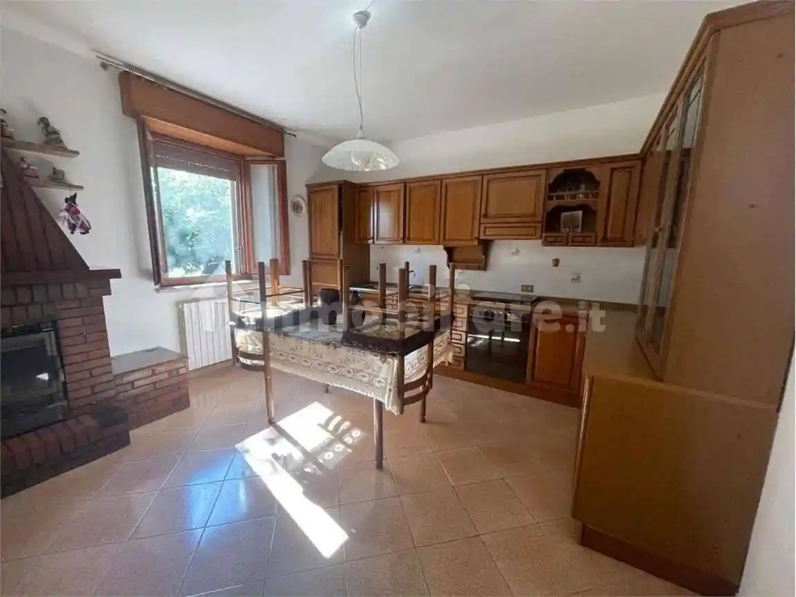 Casa indipendente in vendita a Jesi