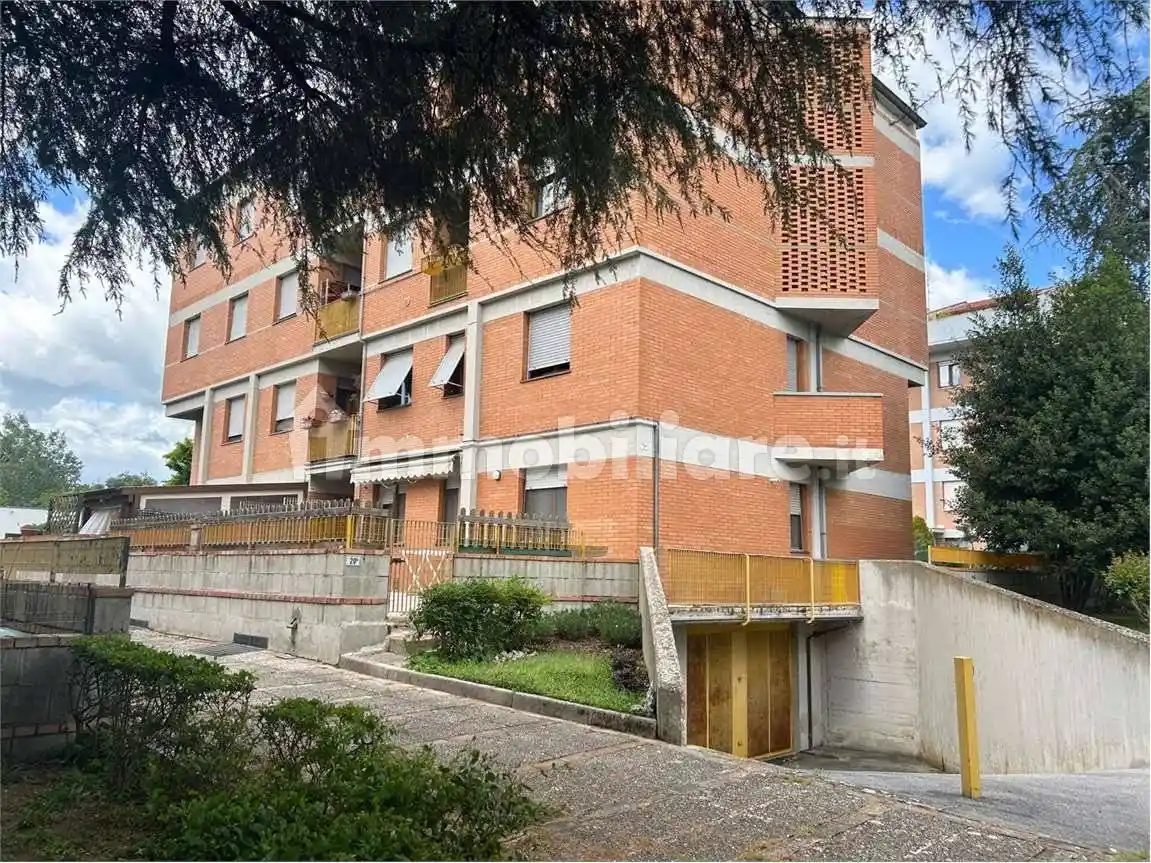 Appartamento in vendita a Jesi