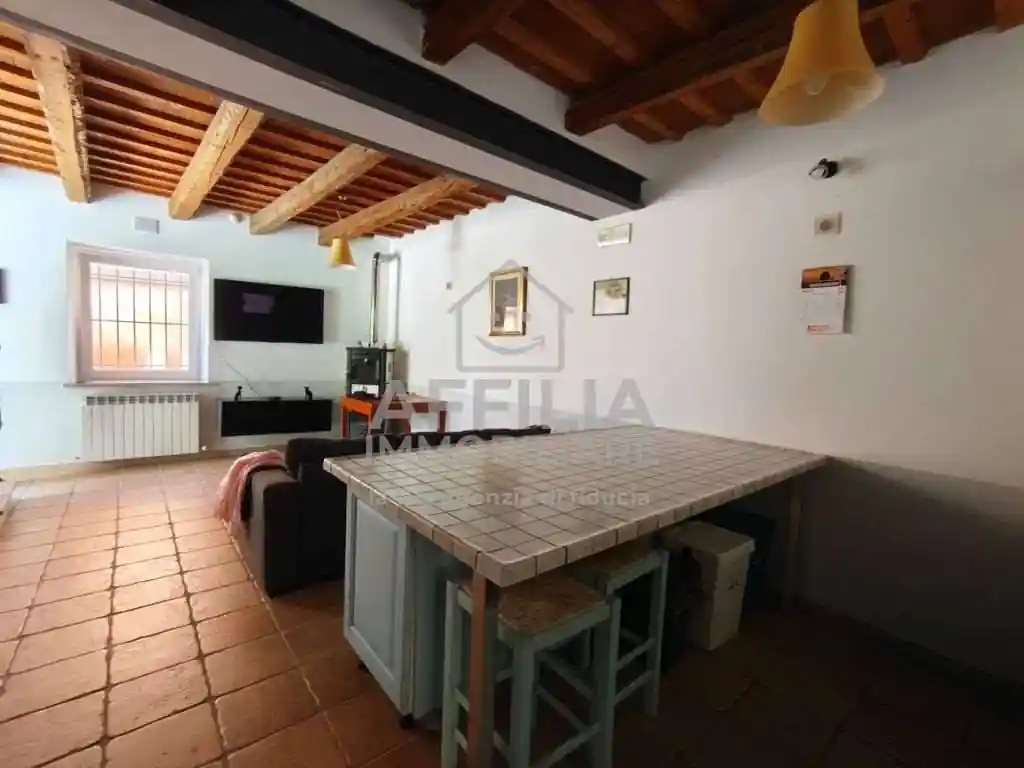Appartamento in vendita a Jesi