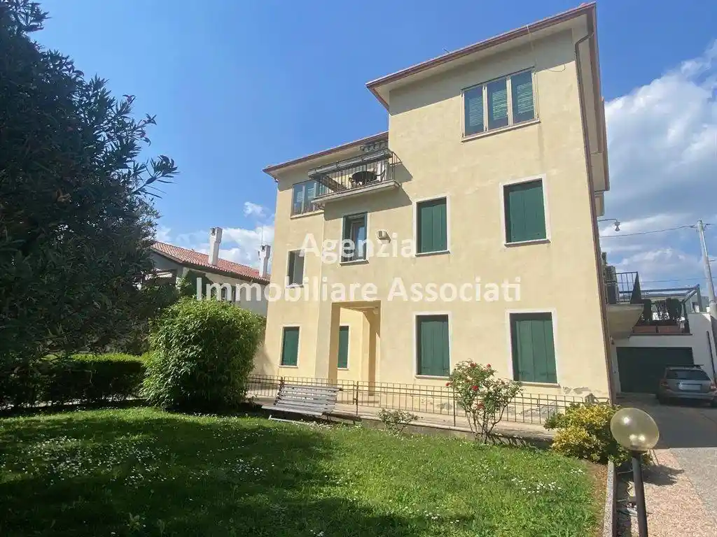 Appartamento in vendita a Bassano del Grappa