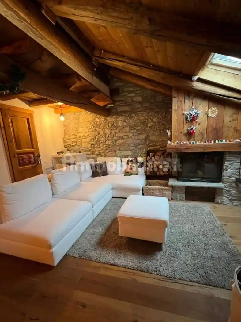 Appartamento in vendita a Courmayeur