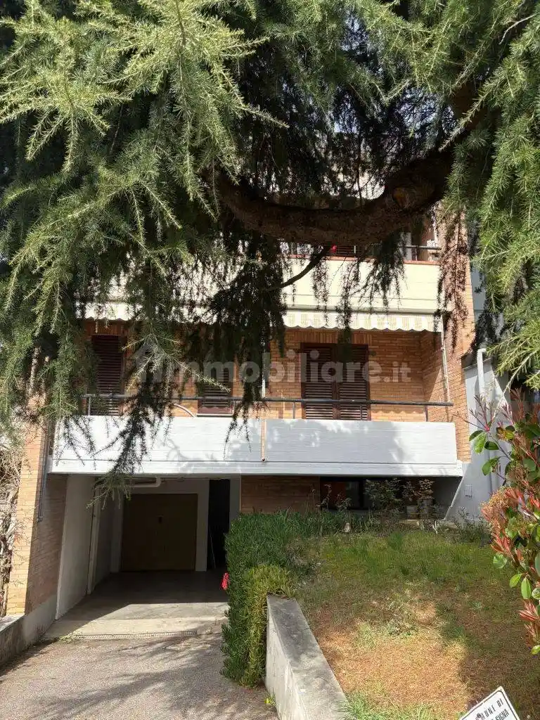 Appartamento in vendita a Lastra a Signa