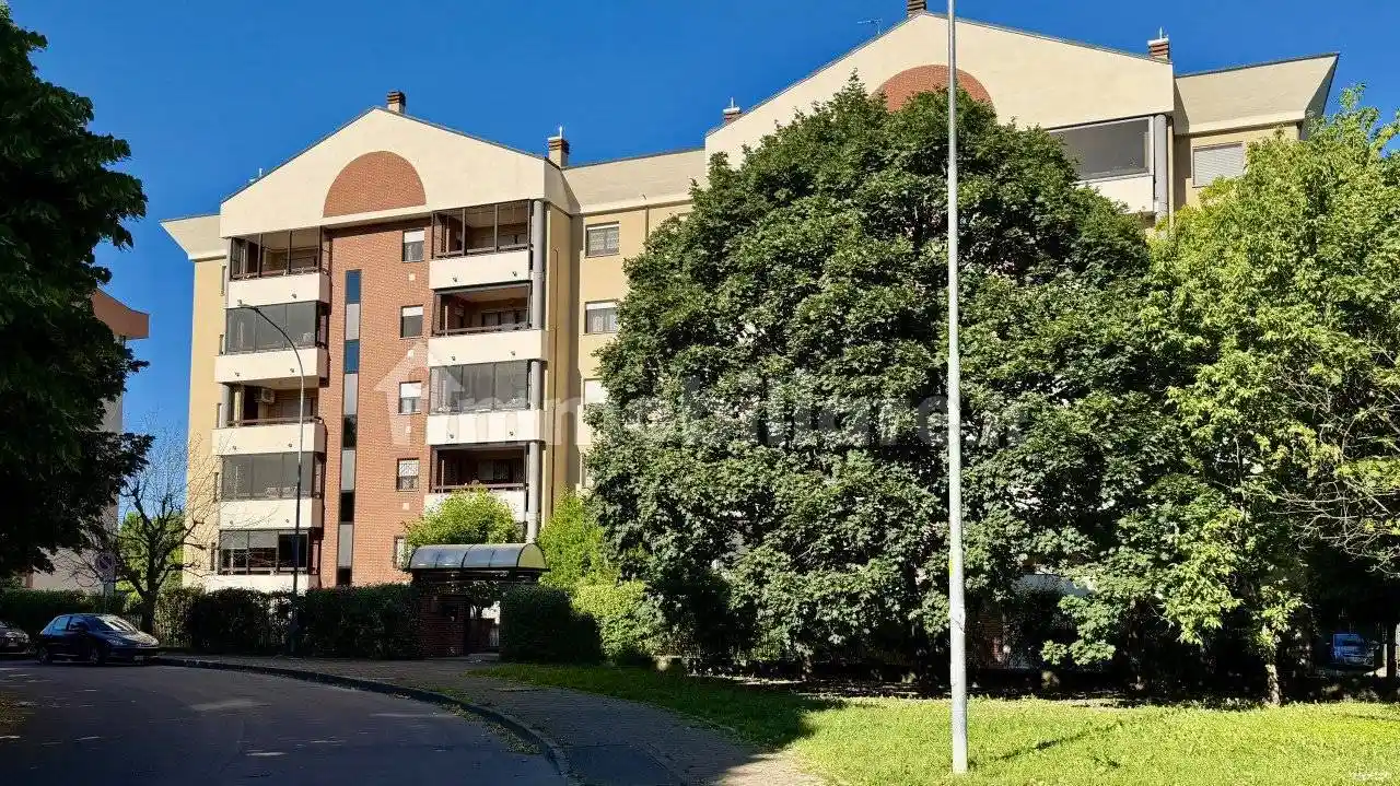 Appartamento in vendita a Locate di Triulzi