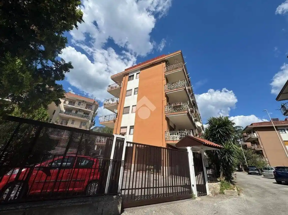 Appartamento in vendita a Salerno