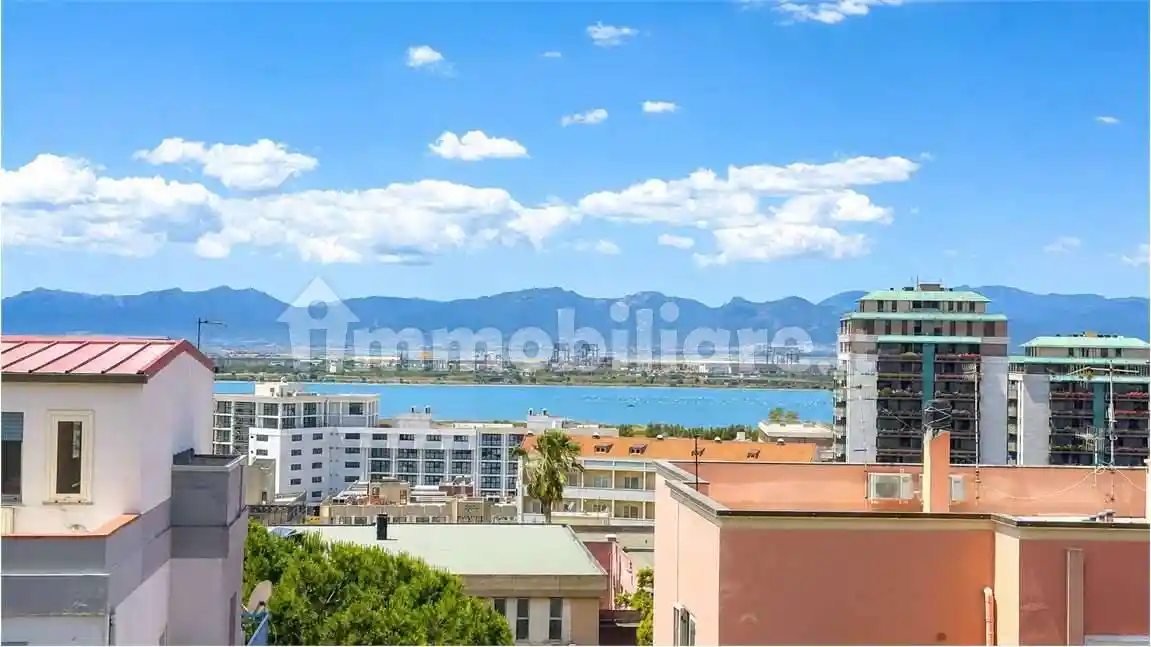 Appartamento in vendita a Cagliari
