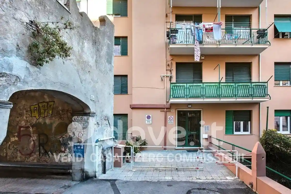 Appartamento in vendita a Genova