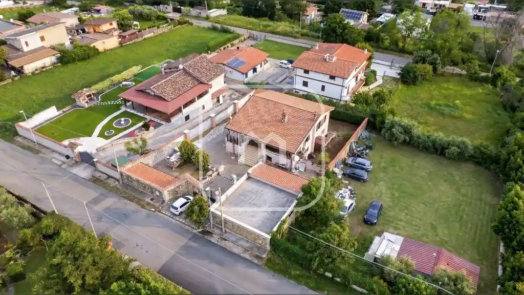 Villa in vendita a Zagarolo