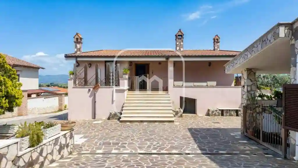 Villa - foto 3