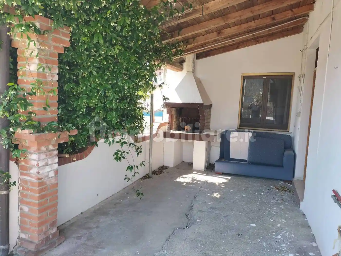 Casa indipendente in vendita a Poggiofiorito