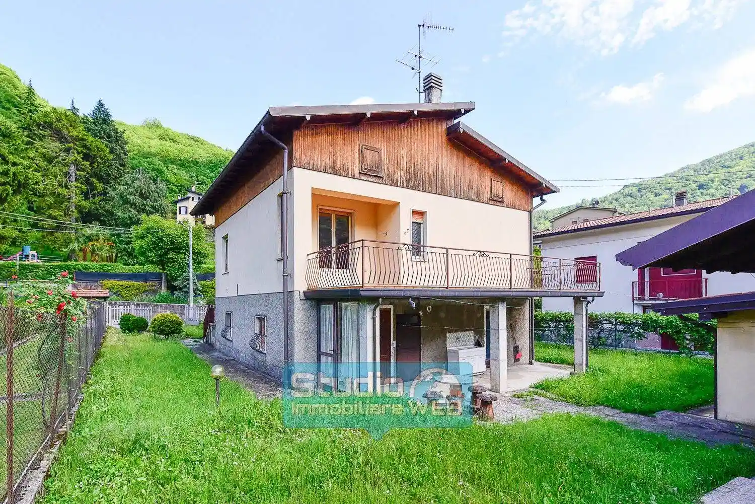 Villa in vendita a Barni