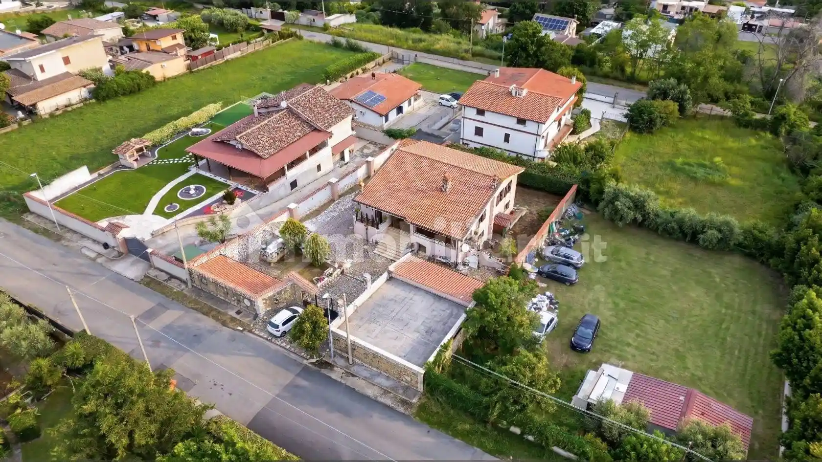 Villa in vendita a Zagarolo