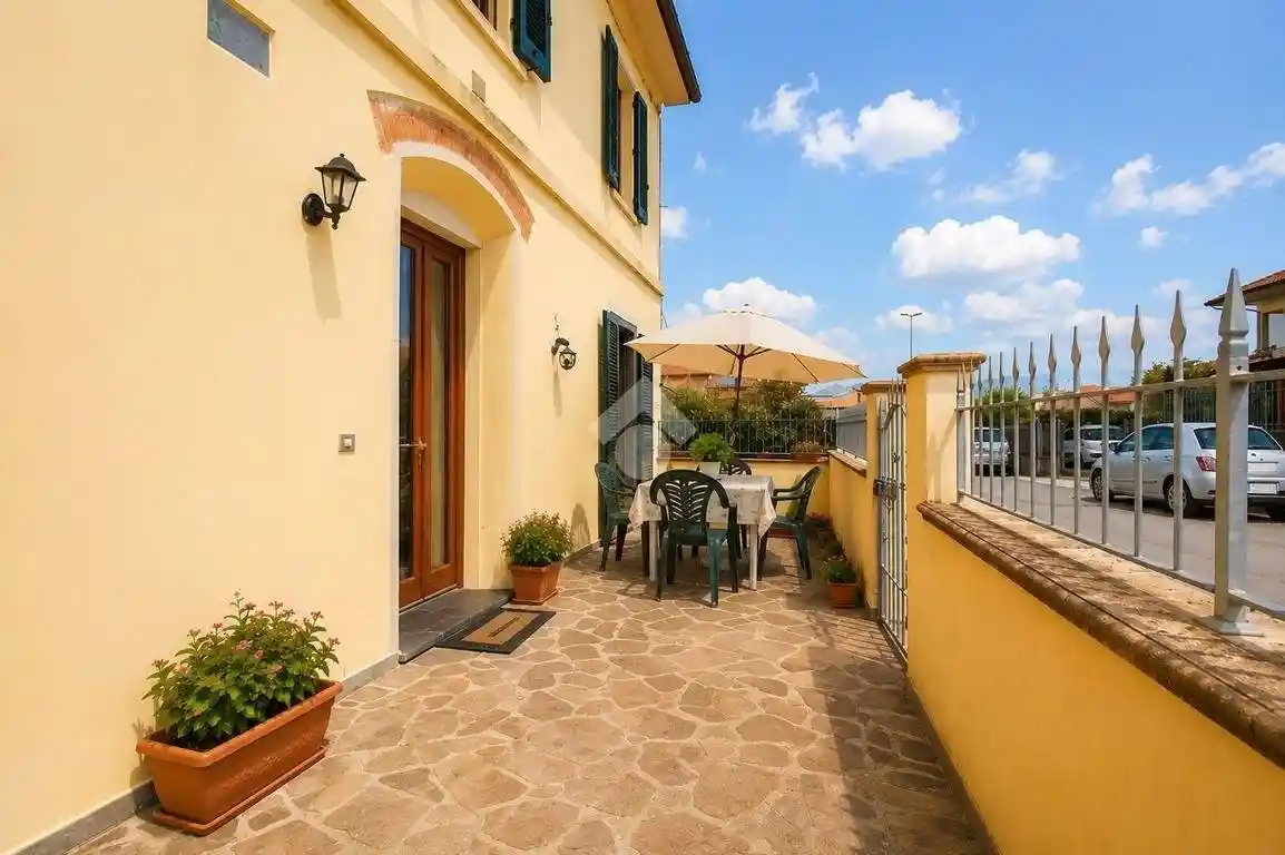 Casa indipendente in vendita a Lamporecchio