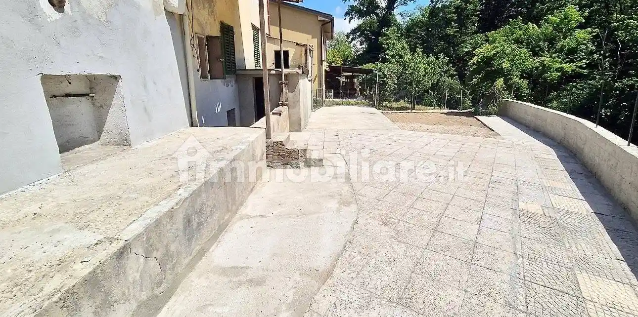 Appartamento in vendita a Montevarchi