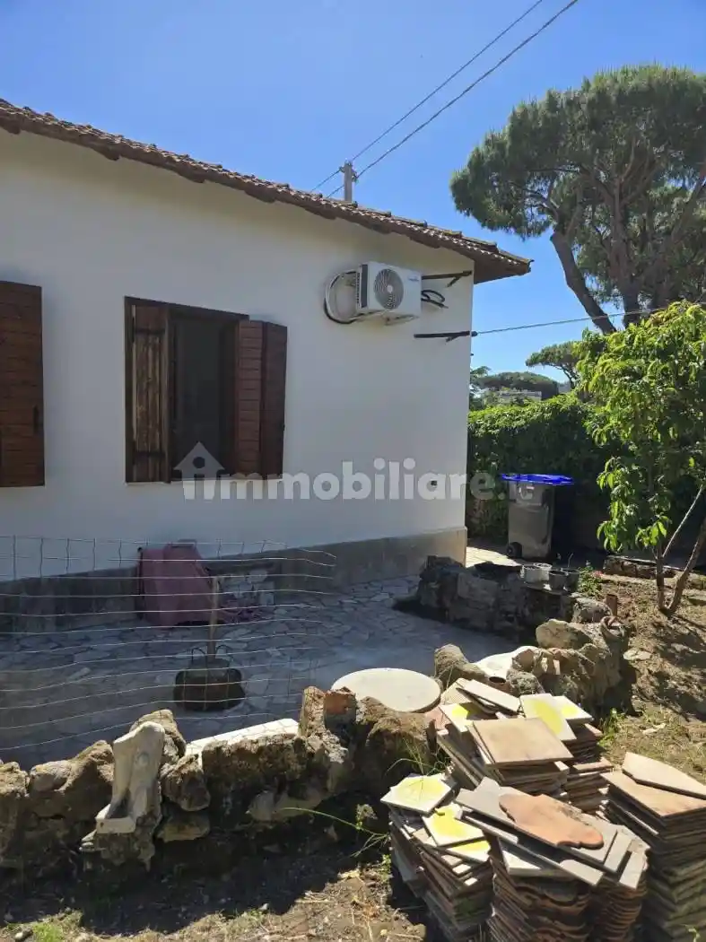 Villa in affitto a Nettuno
