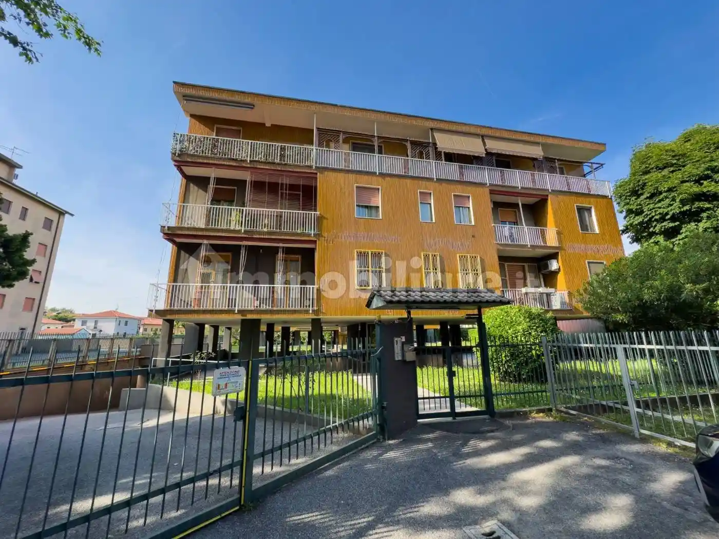 Appartamento in vendita a Monza