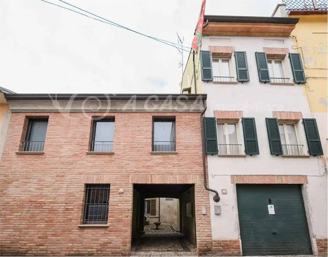 Casa indipendente in vendita a San Secondo Parmense