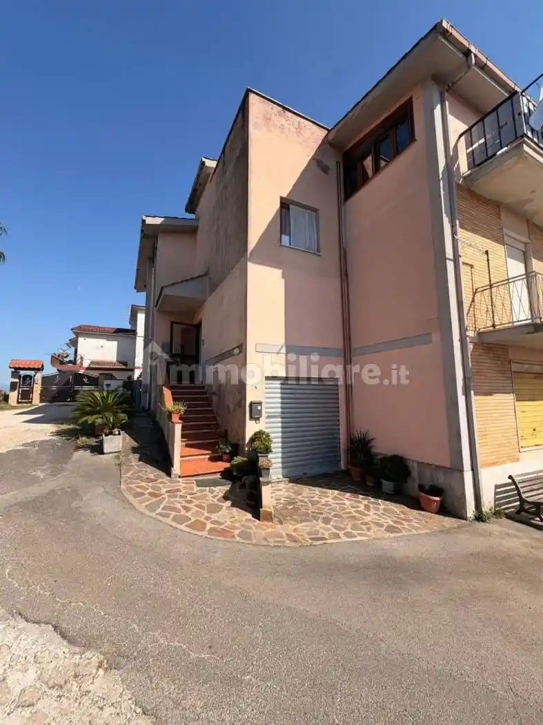Appartamento in vendita a Aprilia