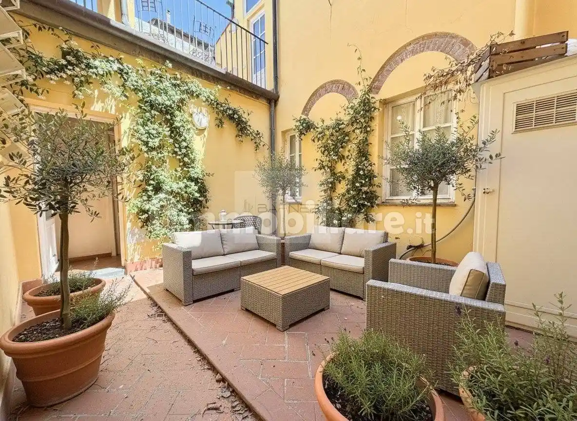 Appartamento in vendita a Lucca