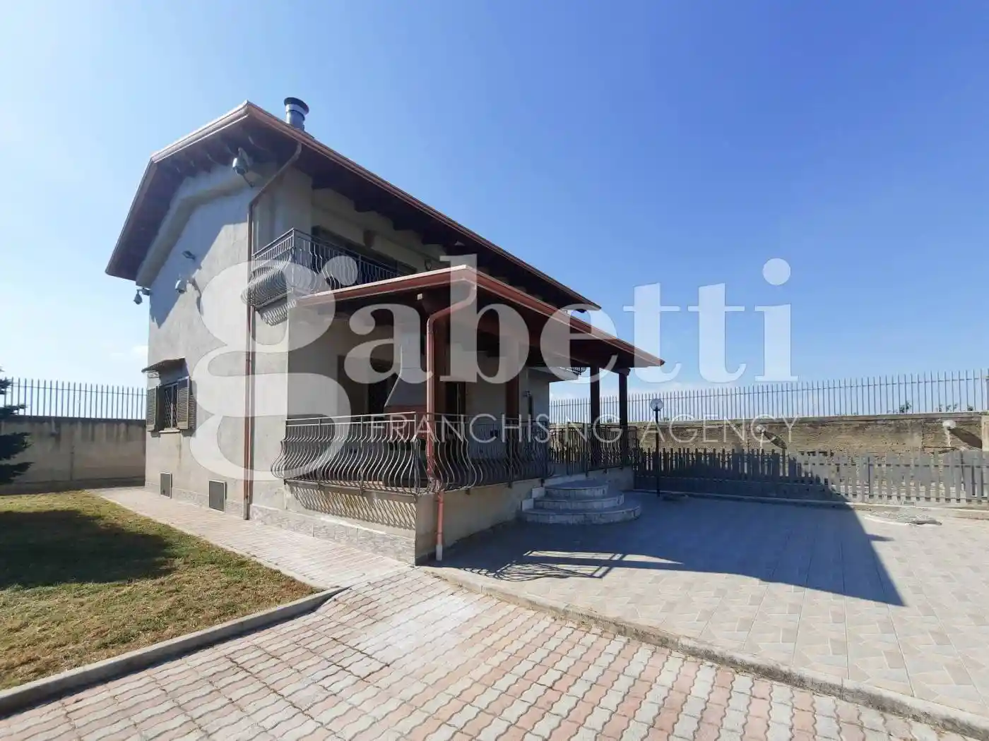Villa in vendita a Giugliano in Campania