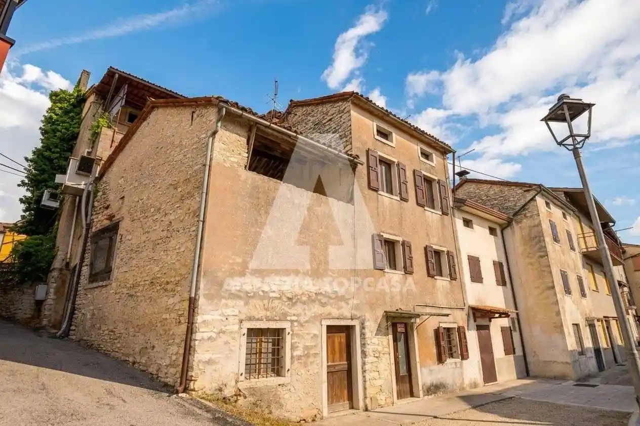 Rustico - Casale in vendita a Lusiana Conco
