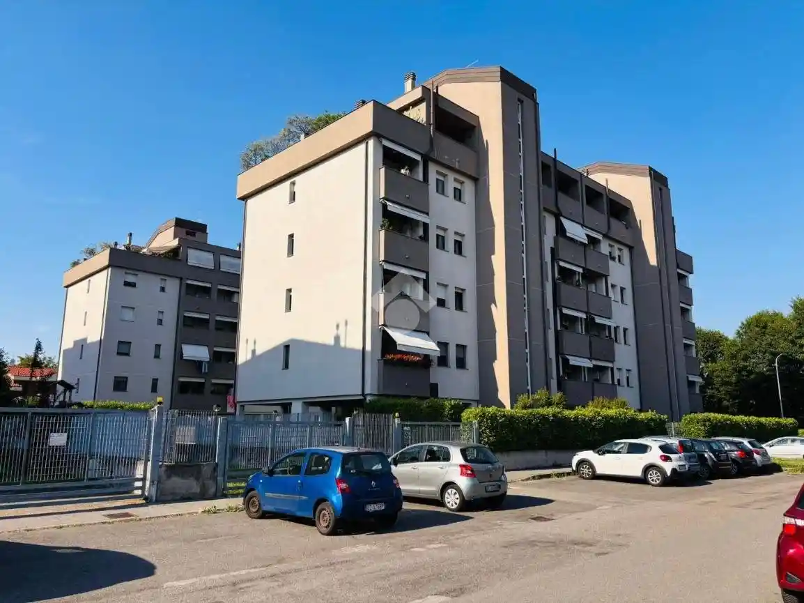Appartamento in vendita a Rho