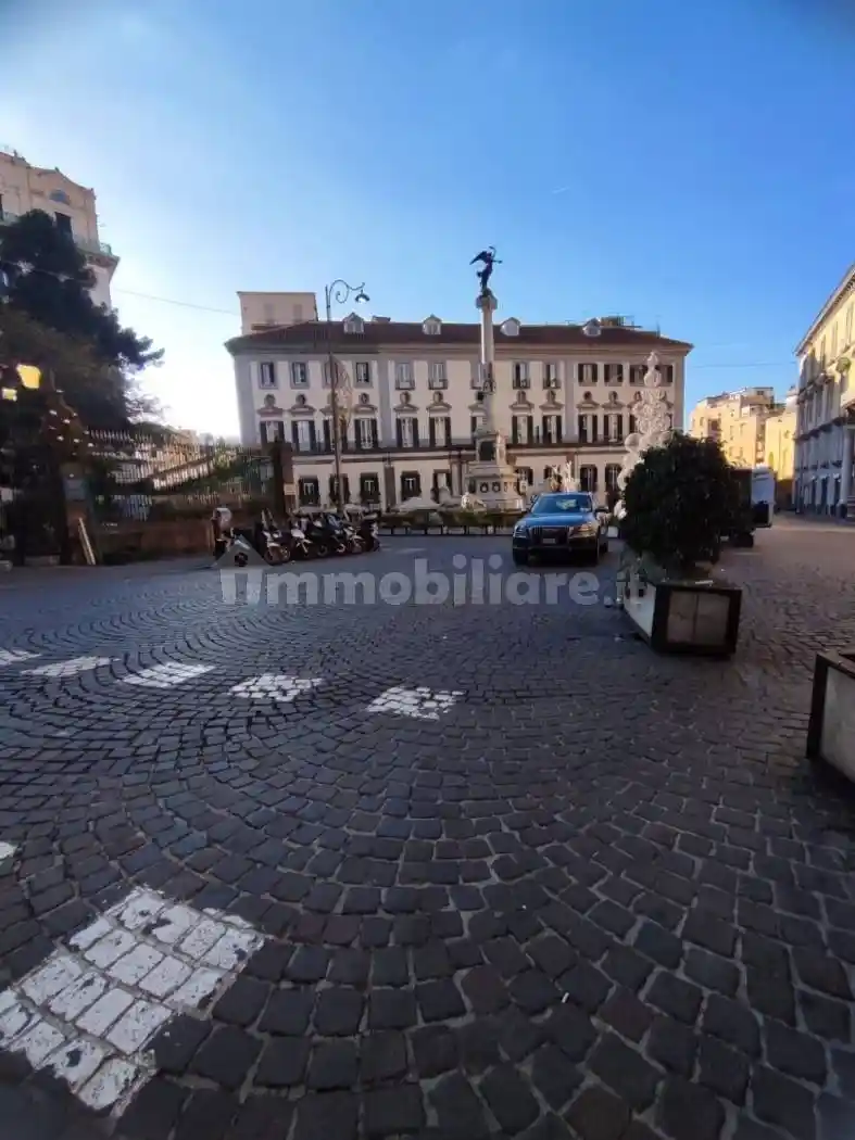 Appartamento in affitto a Napoli