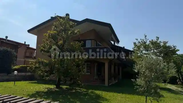 Appartamento in vendita a Fagnano Olona