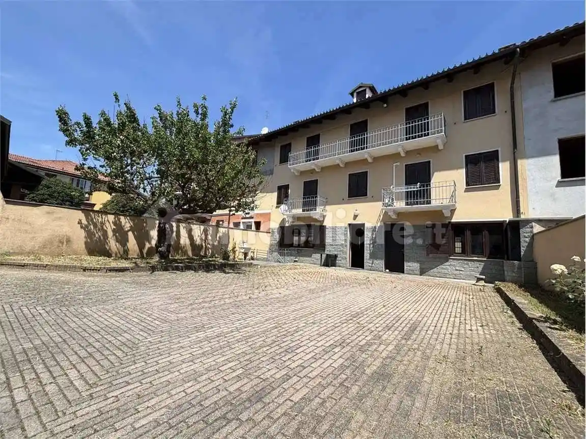 Rustico - Casale in vendita a Cambiano