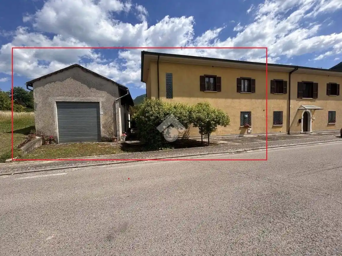 Casa indipendente in vendita a Villa Latina